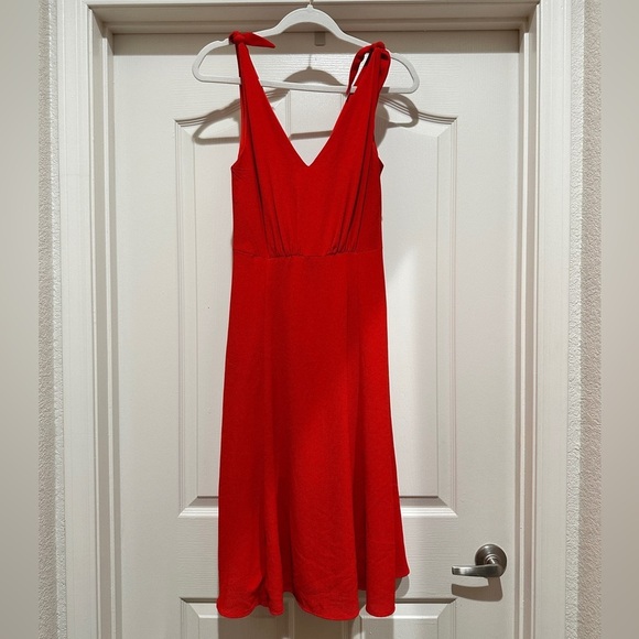 Betsey Johnson Crepe Georgette Midi Dress - Picture 4 of 8